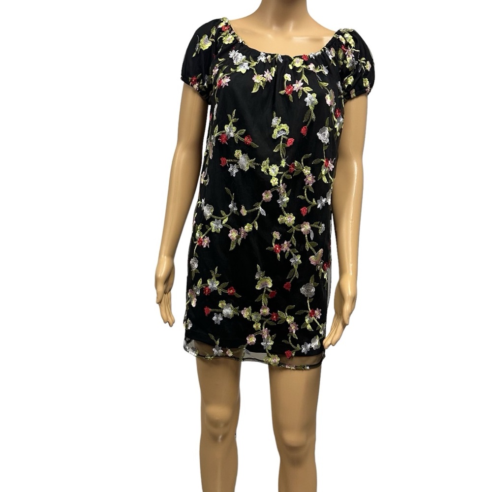 Kimchi Blue Black Floral Embroidered Overlay Off Shoulder Mini Dress Womens S